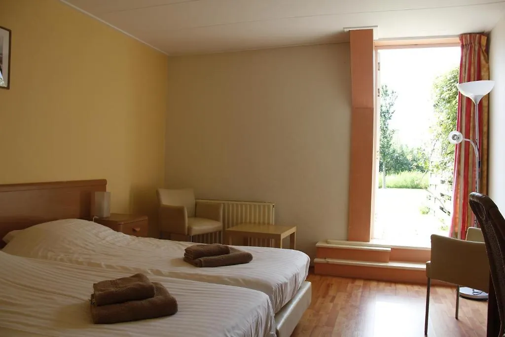 H2O Hostel Terschelling-1